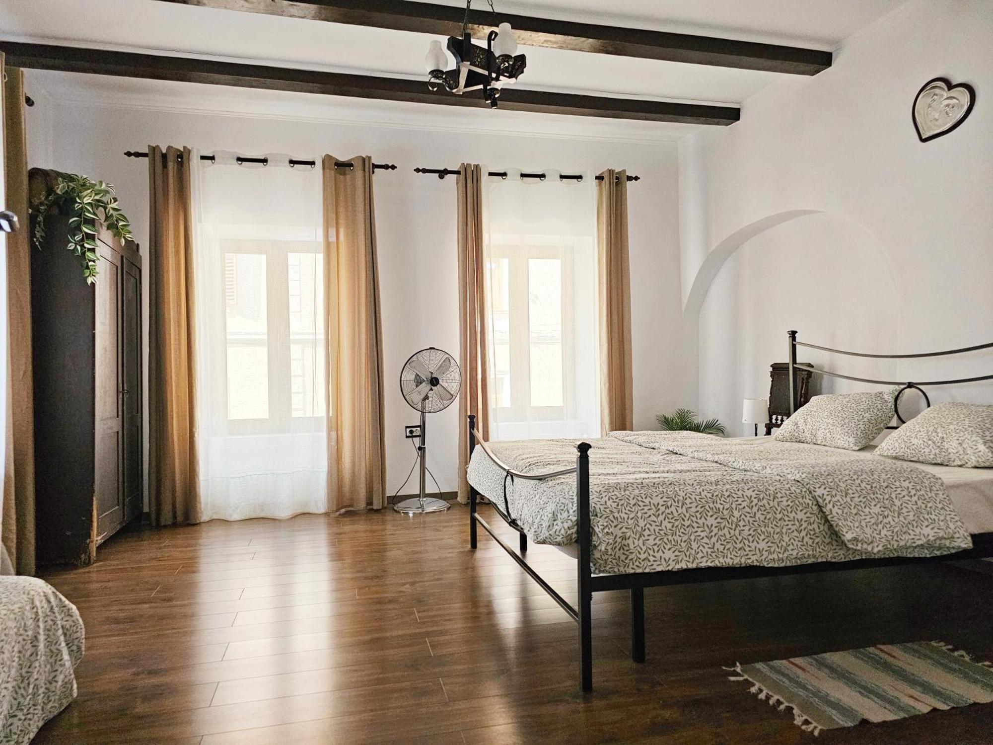 Central Cozy House Sibiu Διαμέρισμα Εξωτερικό φωτογραφία